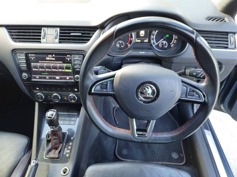 2015 skoda 10.jpg